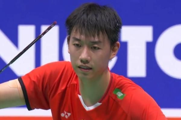 凤凰组合逆转夺冠!2-1赢下决赛重返世界第二避免三连败(图1)