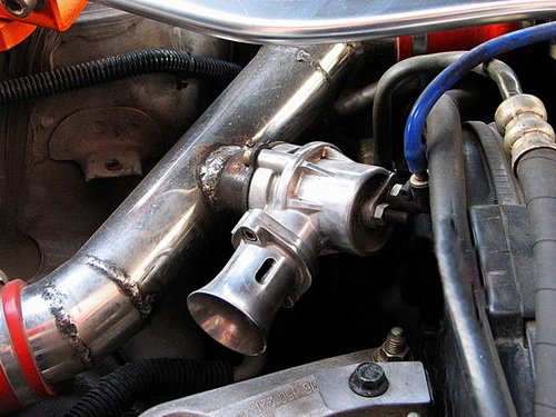 很酷！涡轮增压发动机泄压阀的泄压原理(图2)