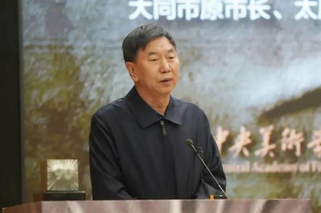 Kaiyun体育网站：久未露面的老市长耿彦波现身获“特殊贡献奖”(图1)