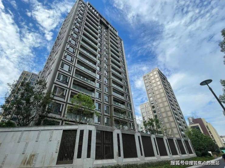 Kaiyun体育网站：中冶锦绣公馆2024售楼处电话-首页网站-锦绣公馆售楼处欢迎您楼盘详情丨样板间价格户型停车位-容积率-小区环境丨地址-定位-停车场营销中心电话(图8)