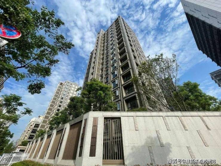 Kaiyun体育网站：中冶锦绣公馆2024售楼处电话-首页网站-锦绣公馆售楼处欢迎您楼盘详情丨样板间价格户型停车位-容积率-小区环境丨地址-定位-停车场营销中心电话(图9)