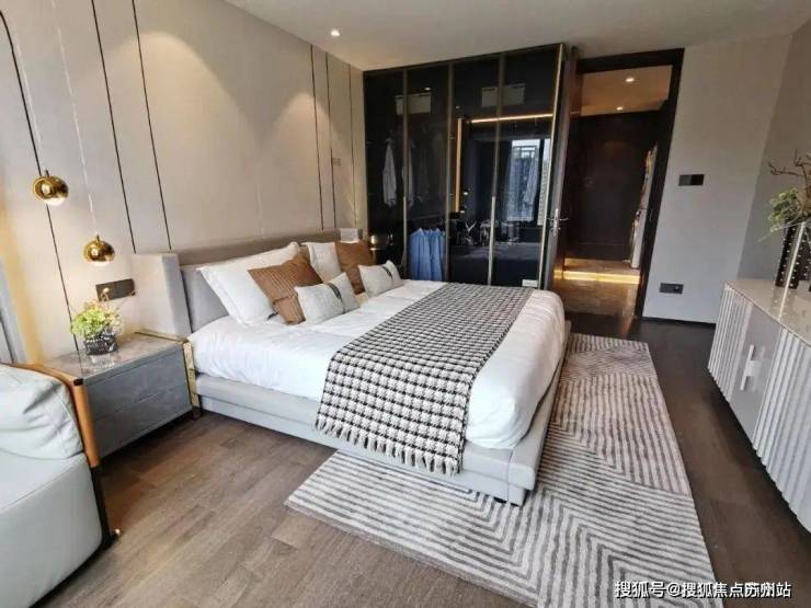 Kaiyun体育网站：中冶锦绣公馆2024售楼处电话-首页网站-锦绣公馆售楼处欢迎您楼盘详情丨样板间价格户型停车位-容积率-小区环境丨地址-定位-停车场营销中心电话(图15)