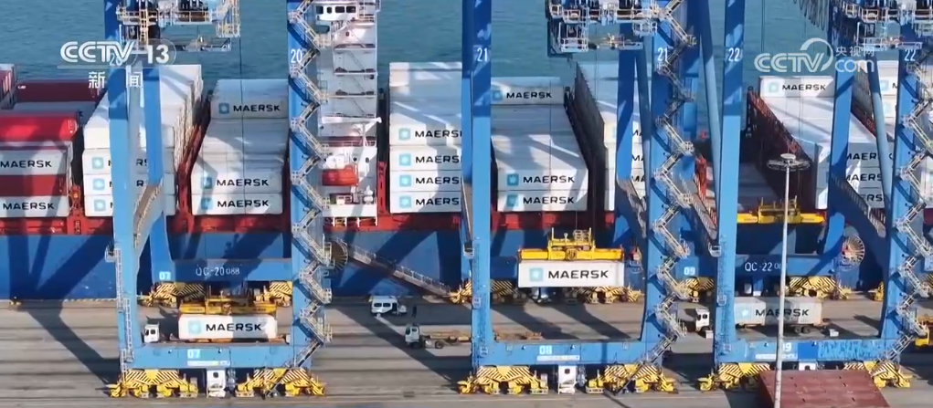 2024年我国外贸进出口成绩亮眼新动能加速形成(图2)