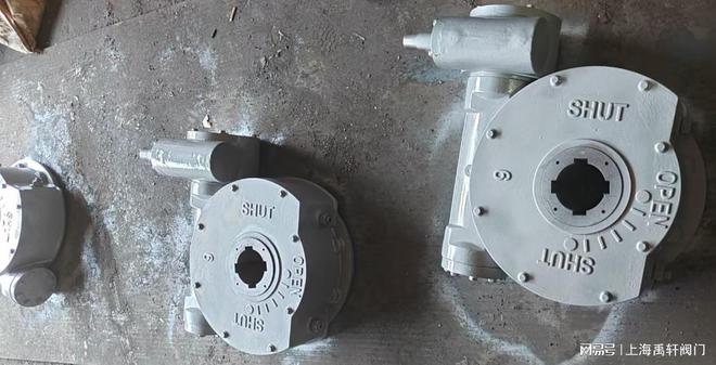QDX3-S9二级传动蜗轮头完成准备交付唐山某钢铁厂蝶阀配套(图2)