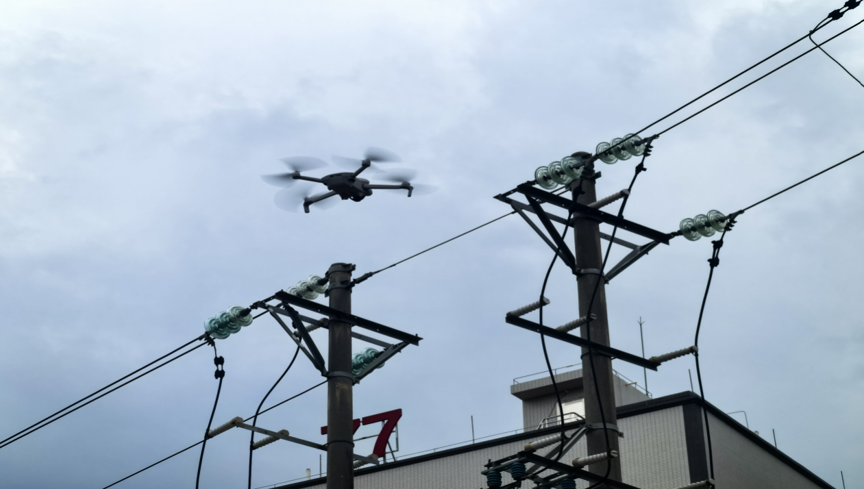 “无人机+AI”技术创新破解传统电力运维难题(图2)