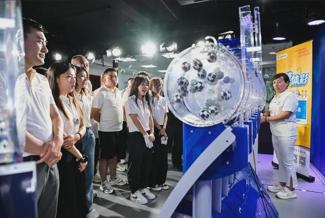 Kaiyun（中国体育）：宁夏媒体团走进体彩：“别人再聊‘黑幕’我第一个站出来反驳”(图5)