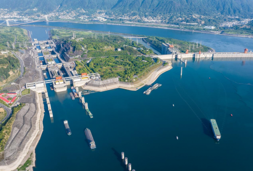 重器山河行｜对线;穿越时空的能源交响曲(图3)