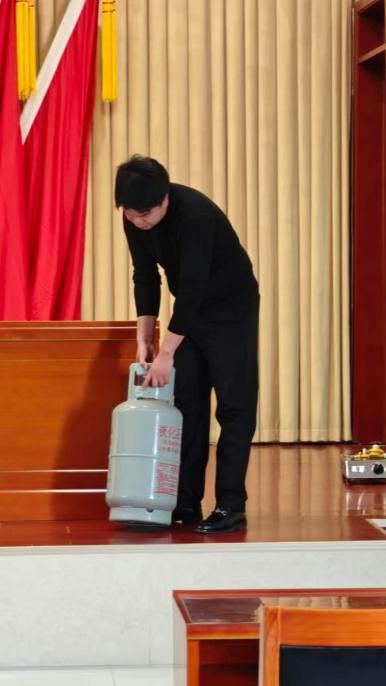 中塘镇组织召开燃气安全培训会提升隐患排查与应急处理能力(图3)