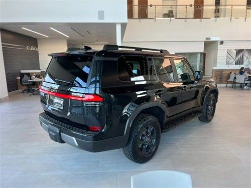 25款雷克萨斯GX550最低多少钱现车34T价格仅需90多万(图4)